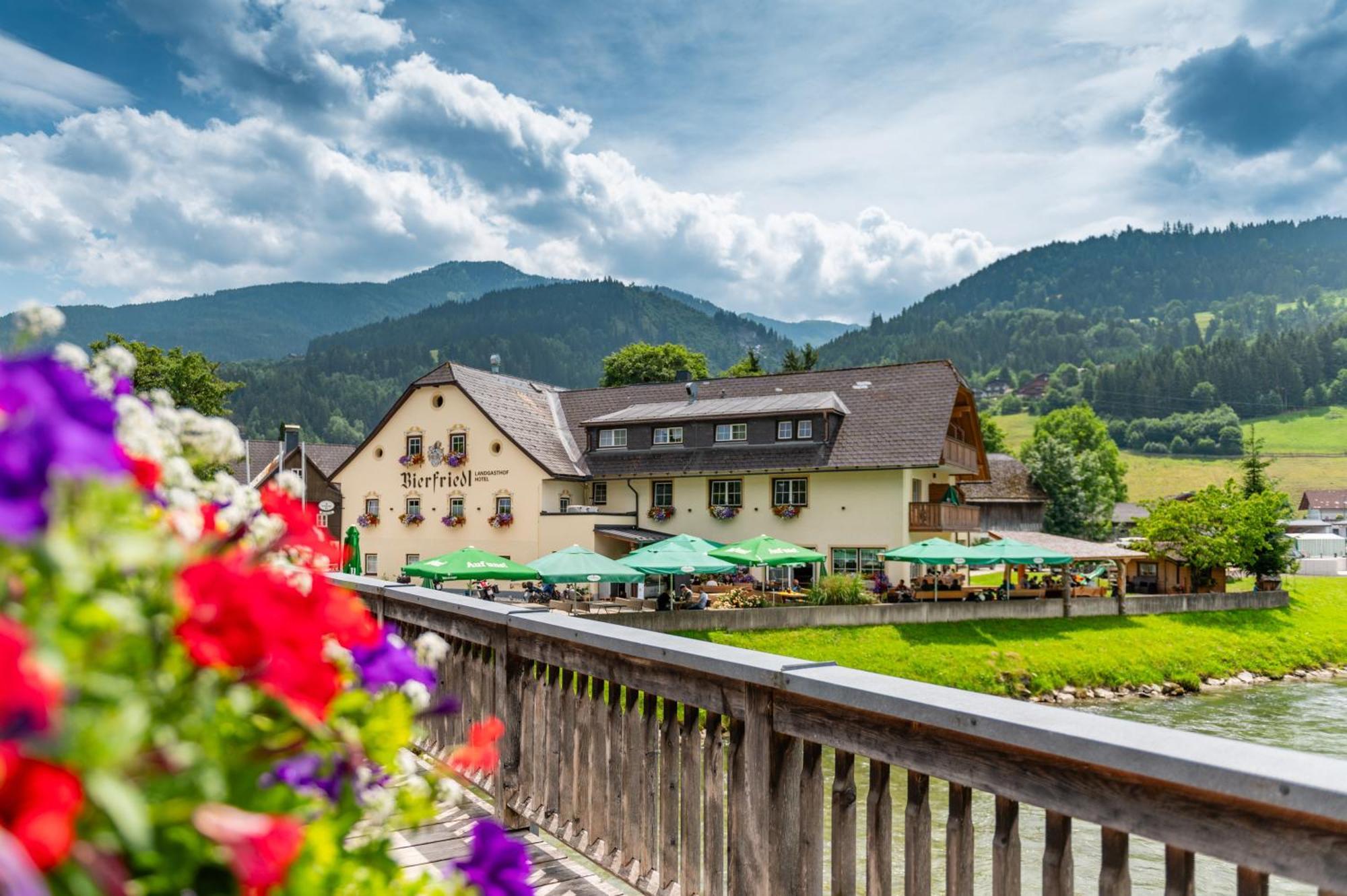 Landgasthof Bierfriedl Hotel Pruggern Exterior foto